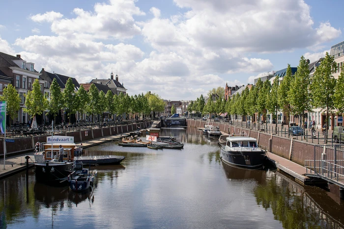 Zelf uw gevel renoveren in Breda met compleet pakket